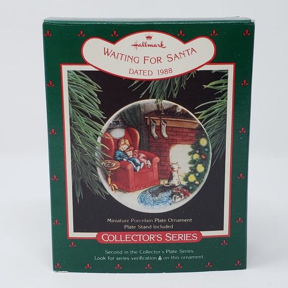 1988 Hallmark Waiting for Santa Miniature Porcelain Holiday Christmas Plate. - Picture 1 of 11